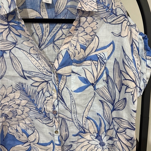H by Halston Blue and White Floral Button-Down Shirt 100% linen top size  medium - Picture 5 of 6